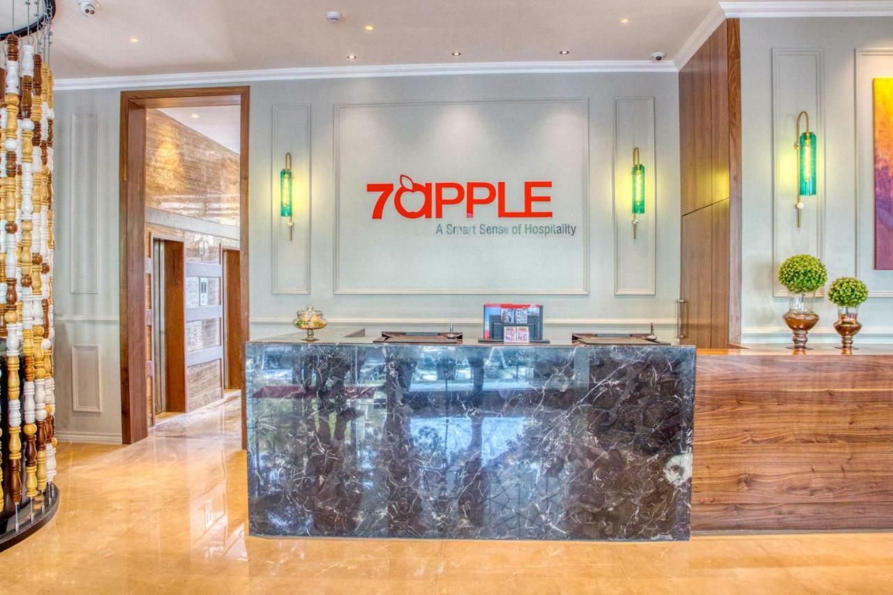 7 Apple Hotel - Viman Nagar Pune Exterior foto